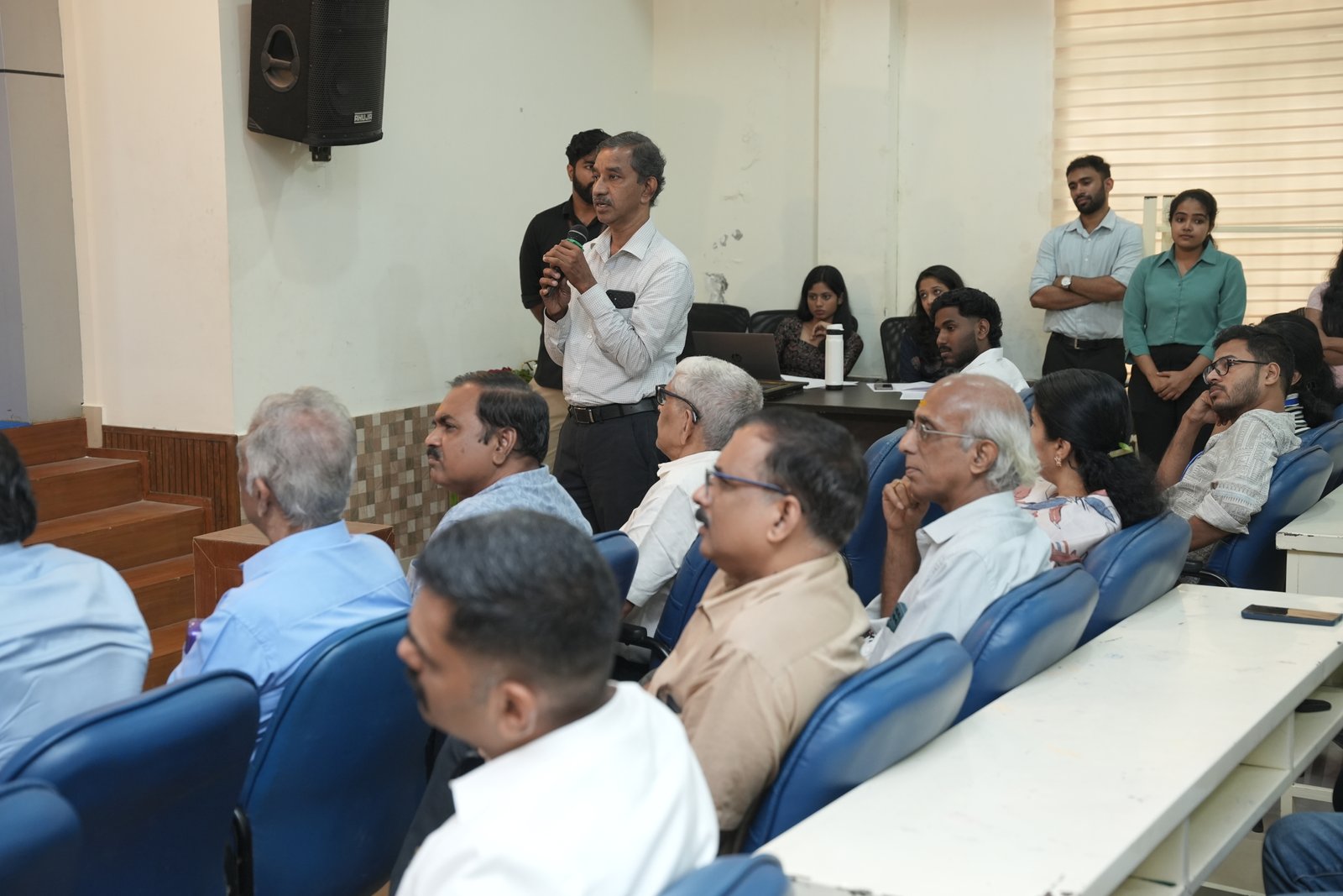 HONOURING CA.SREEKUMAR BY Shri SURESH GOPI M P