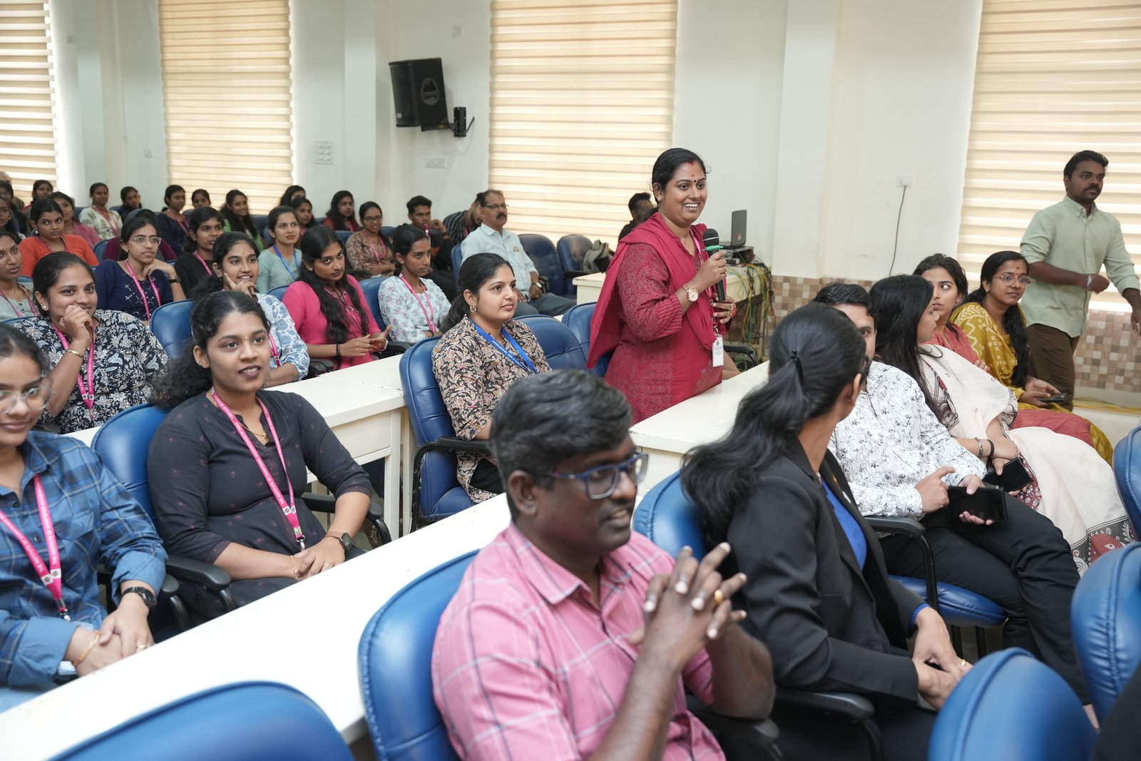HONOURING CA.SREEKUMAR BY Shri SURESH GOPI M P