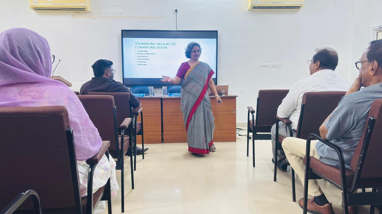 LISTENING & PRESENTATION SKILLS EMOTIONAL INTELLIGENCE